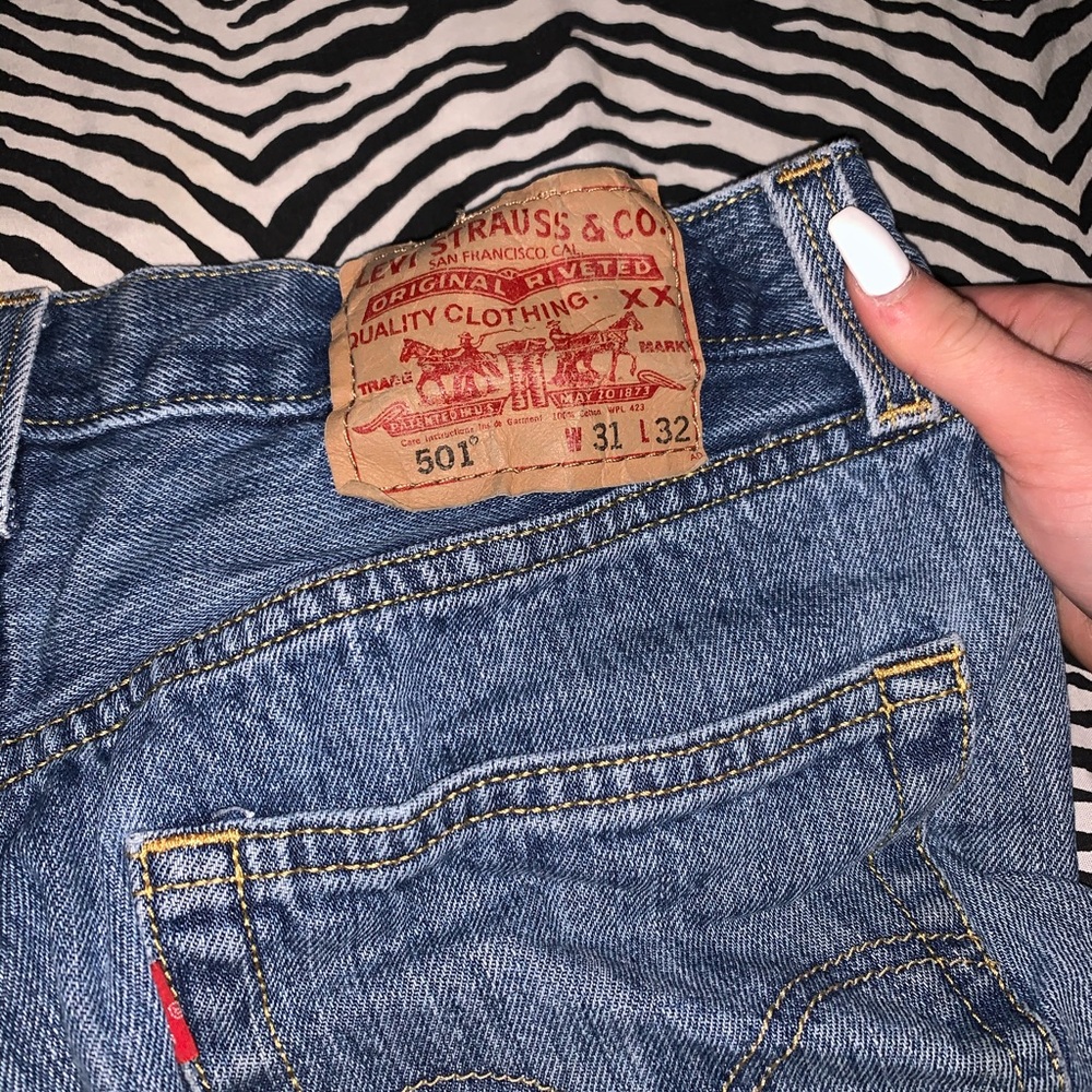 Levi shorts
